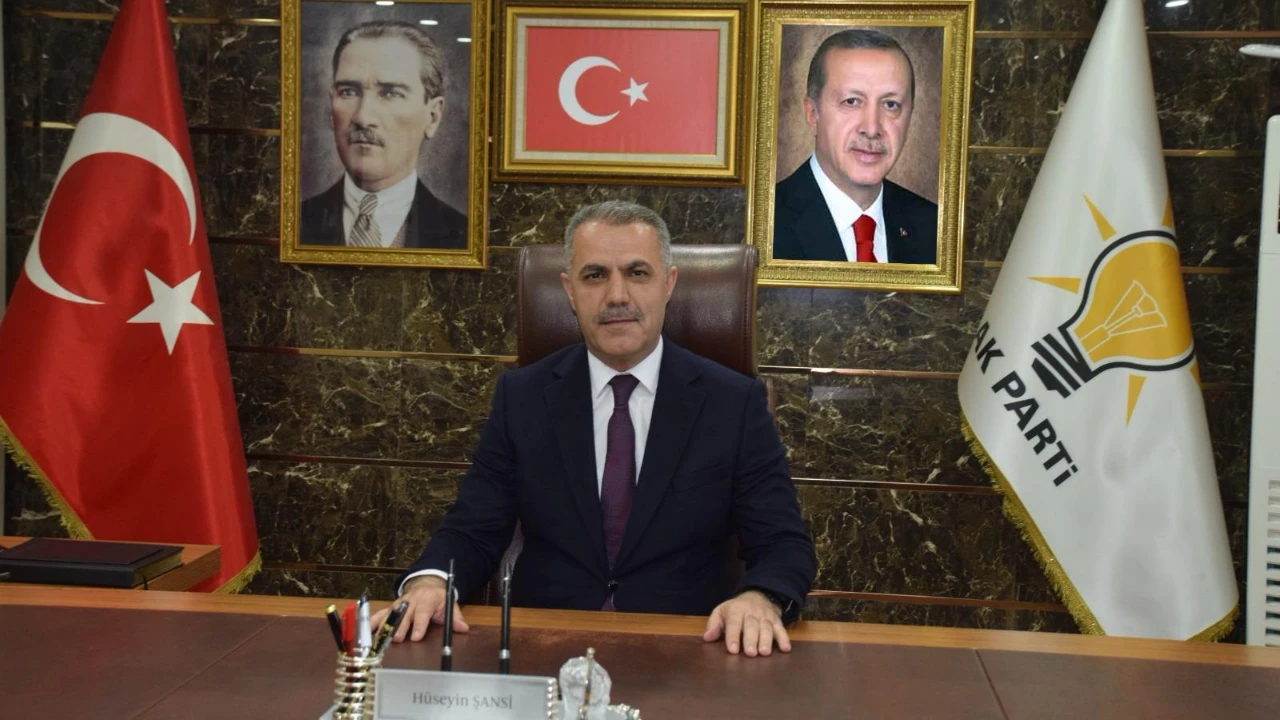 ŞANSİ: ANNELER CENNETİN ANAHTARIDIR